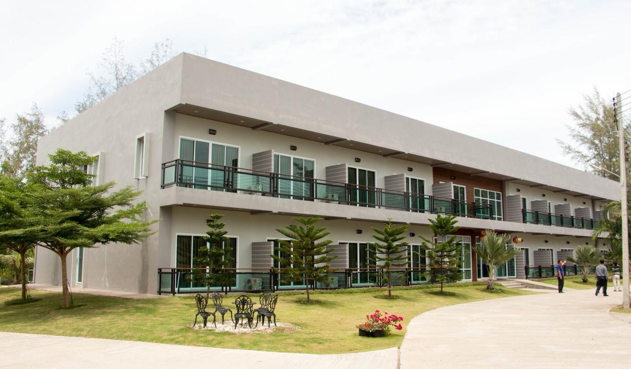 Hadthong Resort Pak Phayun Exterior photo