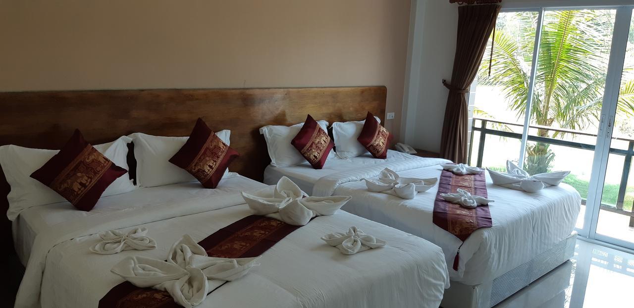 Hadthong Resort Pak Phayun Room photo